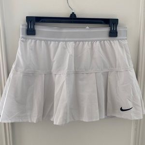 Nike tennis skort